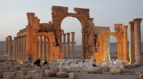 Sau khi bị Nga dội bom, IS tái chiếm thành phố Palmyra 